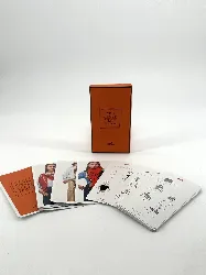 hermés cartes à nouer, les façons de nouer un carré hermès sous forme de jeu de cartes