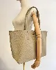 sac cabas lacoste porté épaule anna réversible bicolore beige et vert mousse avec pochette