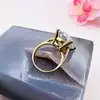 bague plaqué or pierre facetté t55