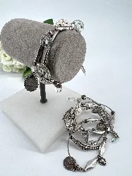 bracelet gas multi rangs à breloques en métal extensible