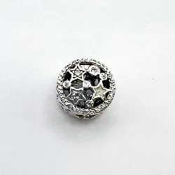 charm pandora illuminating stars  argent 925 millième (22 ct) 2,41g