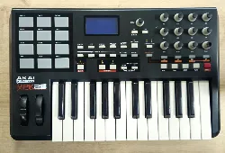 clavier maitre usb akai pro mpk 25