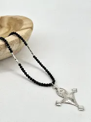 collier pierres noires avec pendentif en argent l47cm argent 925 millième (22 ct) 16,32g
