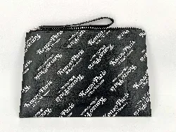 pochette kenzo en cuir noir kenzogram