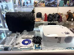 projecteur nec vt480 - lcd - 2000 ansi lumens - 600:1 - 200 w