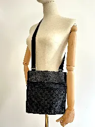 sac gucci hobo en toile noire monogramme