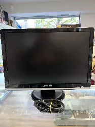 samsung syncmaster 931bw - écran lcd - 19" - 1440 x 900 - tn - 300 cd/m² - 700:1 - 2 ms - dvi - d, vga - noir