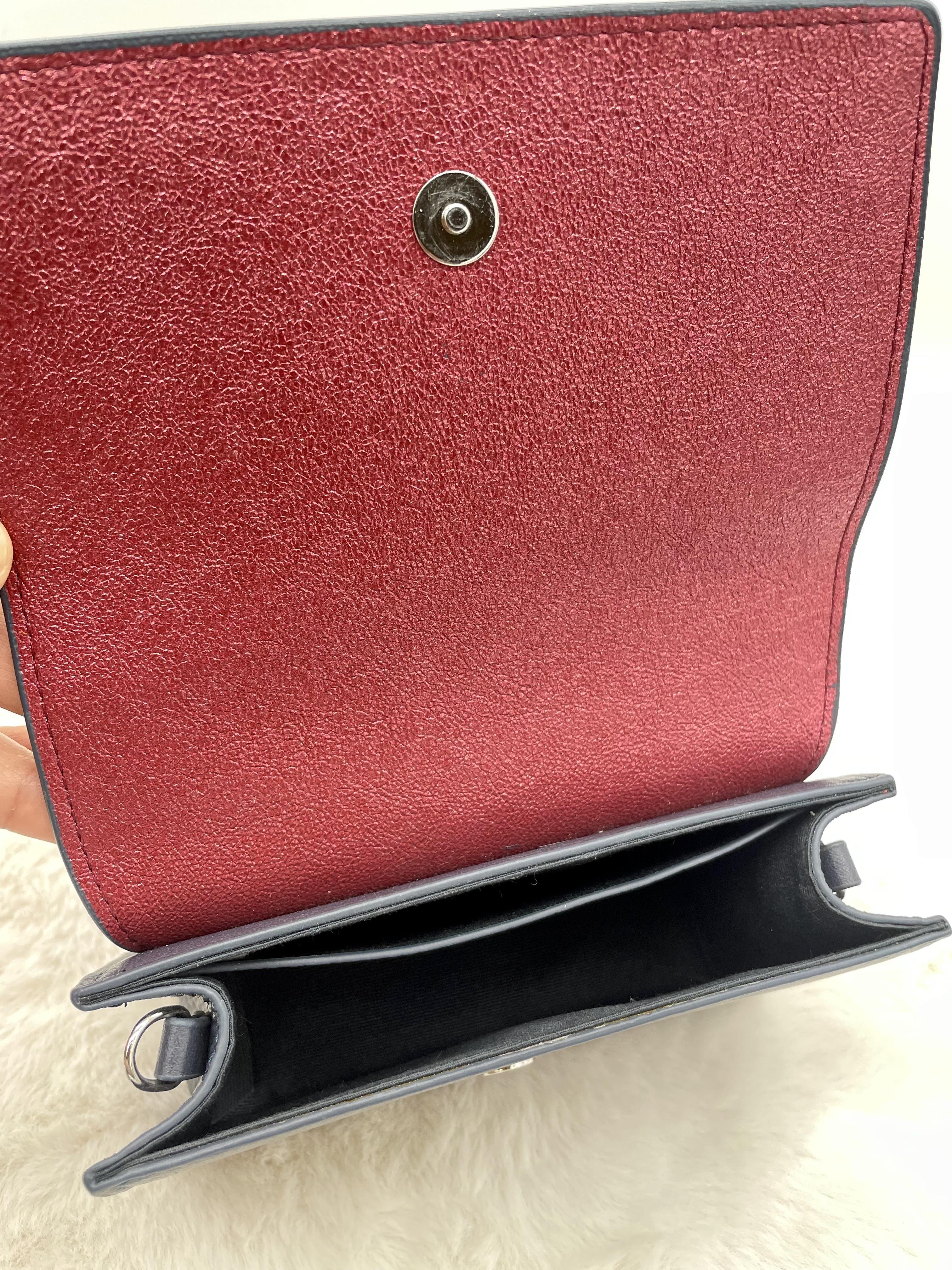 Sac à Bandoulière Les Georgettes En Cuir Grainé Bleu Marine - Occasion, Dimensions L17 X H12 X P5 Cm