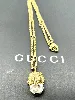 collier gucci en métal or vieilli motif tête de lion avec un oxyde ovale blanc