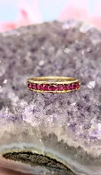 bague demie alliance sertie des rubis or 750 millième (18 ct) 3,11g