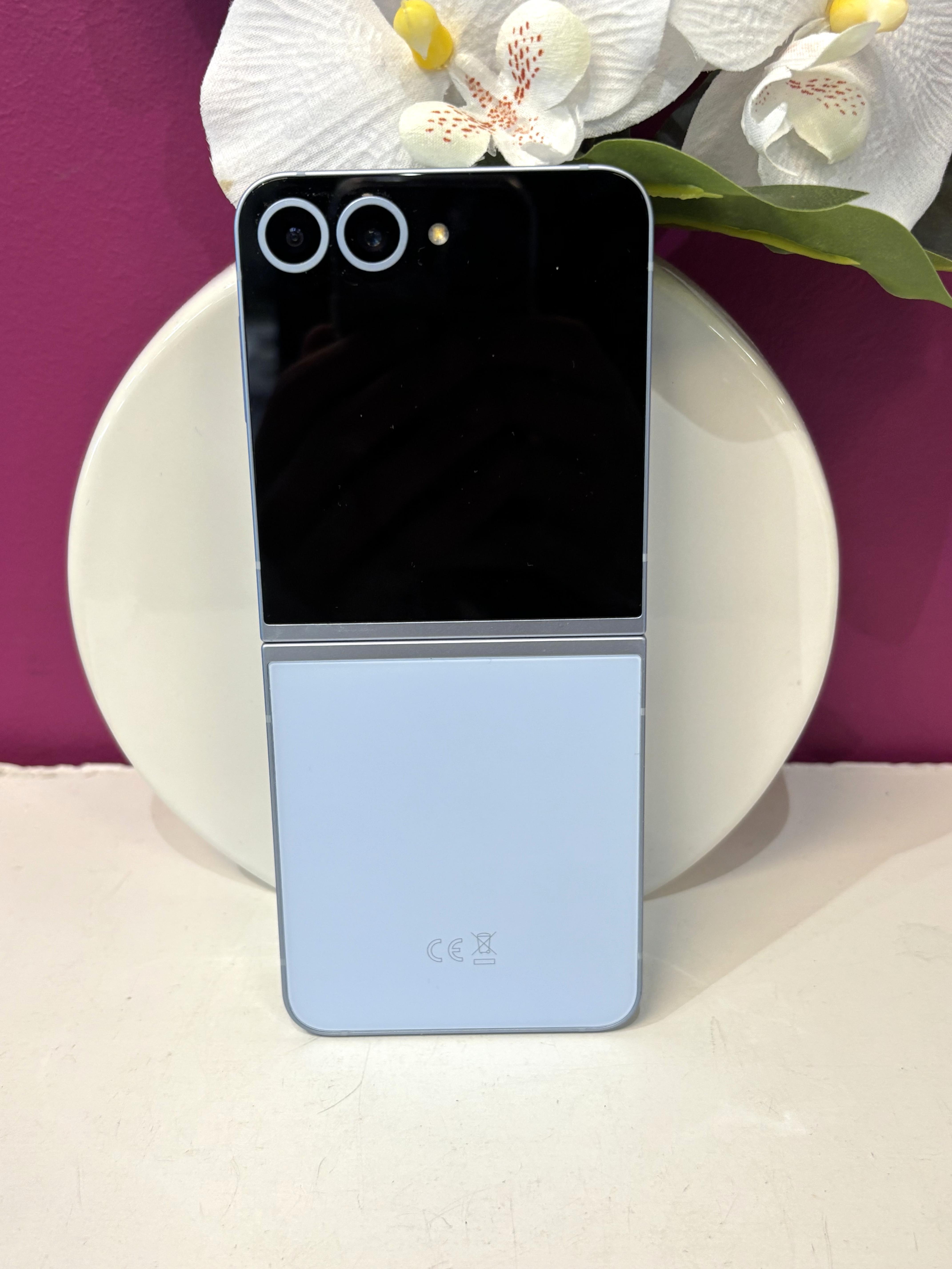 GSM Samsung Galaxy Z Flip6 6,7" 5G Nano SIM 256 Go Bleu