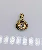 pendentif or centré d'un diamant d'environ 0,04ct or 750 millième (18 ct) 1,19g