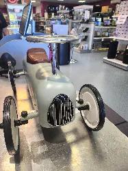 voiture retro roller olive