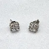 132322 boucles d'oreilles puces oxyde carré entouré de petits oxydes 7mm argent 925 millième (22 ct) 2,,05g