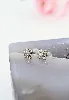boucles d'oreilles puces carrées avec une pavage de petits diamants d'environ 0,20ct or 585 millième (14 ct) 0,56g