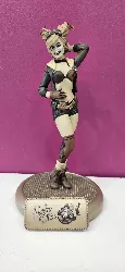 dc comics bombshells statuette harley quinn sepia tone variant 27 cm
