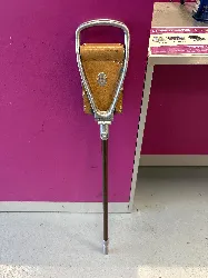 canne siege assise en cuir