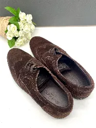 chaussures louis vuitton en cuir suède marron pointure 8/42,5