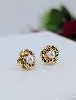 boucles d'oreilles or motif torsadé chacune centrée d'une perle de culture blanche or 750 millième (18 ct) 1,79g