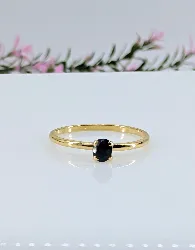 bague solitaire en or sertie d'un saphir ovale or 750 millième (18 ct) 0,97g