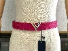 ceinture louis vuitton essential v 30mm en cuir fuchsia