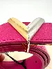 ceinture louis vuitton essential v 30mm en cuir fuchsia