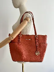 sac à main michael kors frand fourre- tout jet set en uir saffiano orange à fermenture éclair