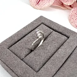bague en argent avec 3 pierres de couleurs argent 925 millième (22 ct) 2,41g