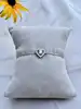 bracelet argent un motif coeur serti d'oxydes l16-18cm argent 925 millième (22 ct) 2,63g
