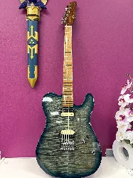 guitare larry carlton t7fm bleue