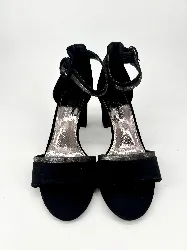 chaussures / sandales en talons en cuir noir