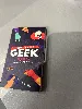 livre rejoue la scène geek, 600 défis pour revivre les meilleurs moments de la culture geek - avec 1 sablier, 1 dé et 12 cartes