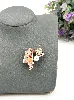 broche en émail poisson rose