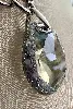 collier swarovski avec pendentif en cristal incolore et strass irisés