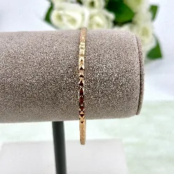 bracelet texturé en acier doré d6,5 cm