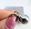 pendentif perle de tahiti forme poire or 750 millième (18 ct) 1,09g