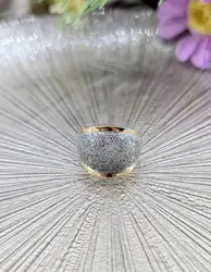 bague bombée large en 2 ors avec une pavage de petits diamants or 750 millième (18 ct) 5,98g