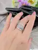 bague bombée large en 2 ors avec une pavage de petits diamants or 750 millième (18 ct) 5,98g