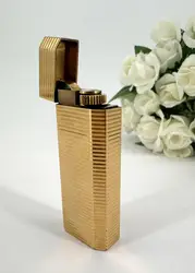 briquet vintage les must de cartier plaqué or