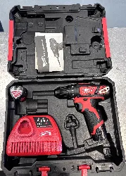 perceuse visseuse milwaukee 12v 2.0ah li - ion m12bdd202cl - 2 batteries 12v 2ah - 4933441915