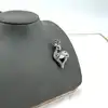 broche cerf pavée d'oxydes