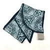 foulard bleu réversible double face avec anneau pavé de strass