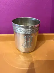 gobelet massif argent autre 77,48g