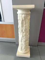 stèle décorative