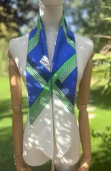 foulard / carré yves saint laurent vintage 88x88 cm vert et bleu à motif géométrique