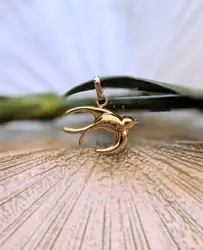 pendentif hirondelle or 750 millième (18 ct) 0,65g