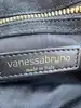 sac à  rabat vanessa bruno moon en cuir noir avec bandoulière