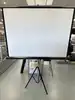 ecran pour videoprojecteur base à trépied quartet skokie il 60077