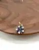 330014 pendentif en forme de fleur pavé d’oxydes bleus et blancs