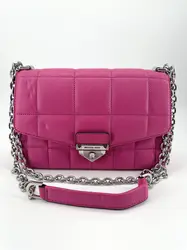 sac michael kors en cuir matelassé fuchsia